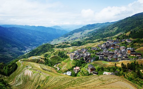 Lawatan Sehari Penuh Ke Longji Rice Terraces & Huangluo Yao Village & Kampung Rambut Panjang dengan Kereta Sewa