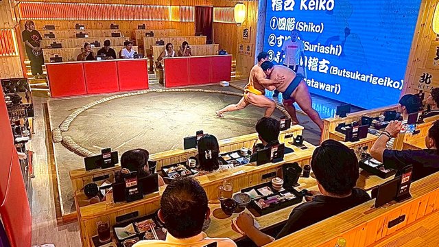 Sapporo Sumo Show with Japanese Meal