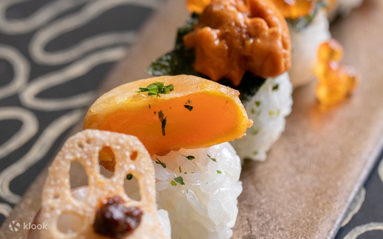 Paypoqlarda, it uslubida