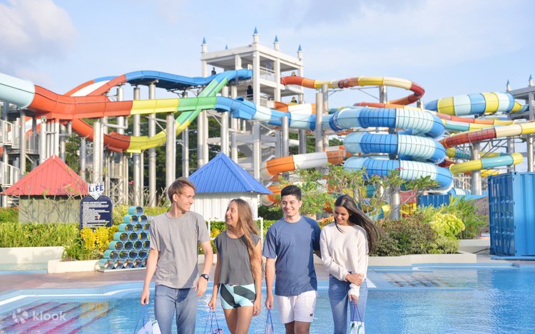 スプラッシュ アウト ランカウイ ウォーター テーマ パーク