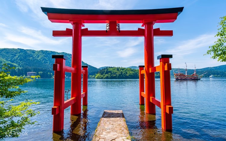 Lake Ashi Sky Deck & Hakone Mototsumiya Shrine at the Sky & Hakone