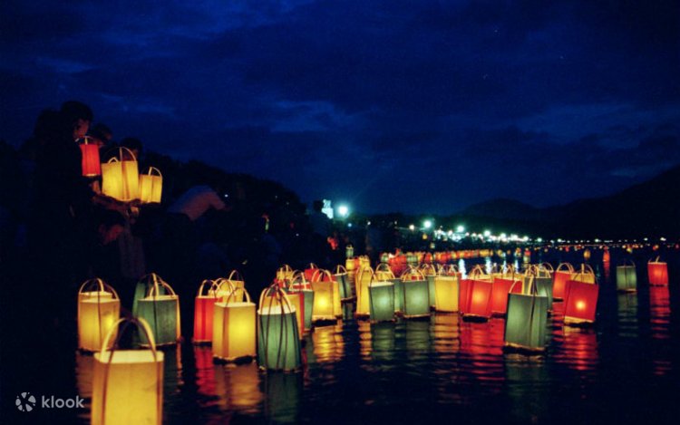 tsuruga-lantern-floating-festival-grand-fireworks-day-tour-klook