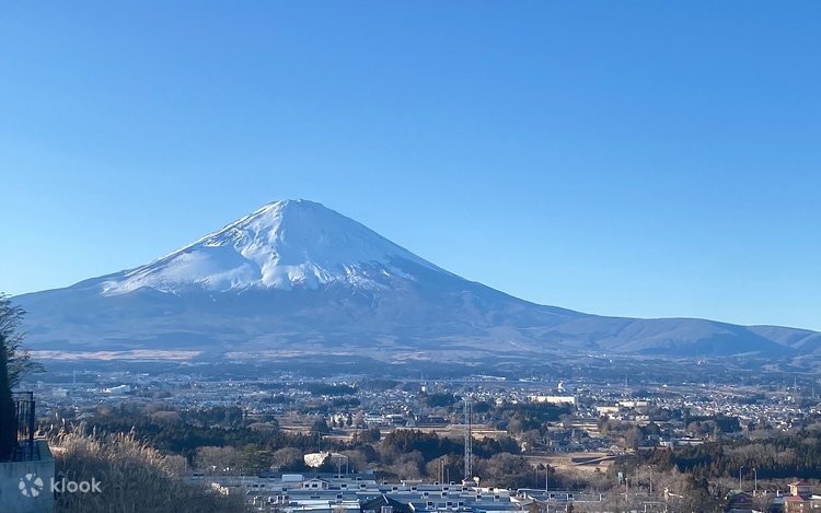 Yalangoch gimnastikachilarning yaqindan surati 30 soniyalik porno videolarni onlayn tomosha qiling