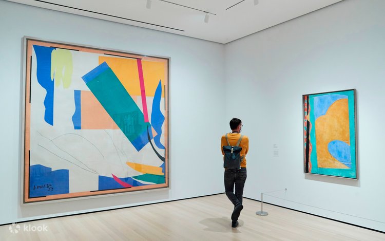 【ほぼ新品】「MoMA Now」ニューヨーク近代美術館 90周年記念 作品集 ニューヨーク近代美術館 開館90周年記念 作品集「MoMA Now」2019