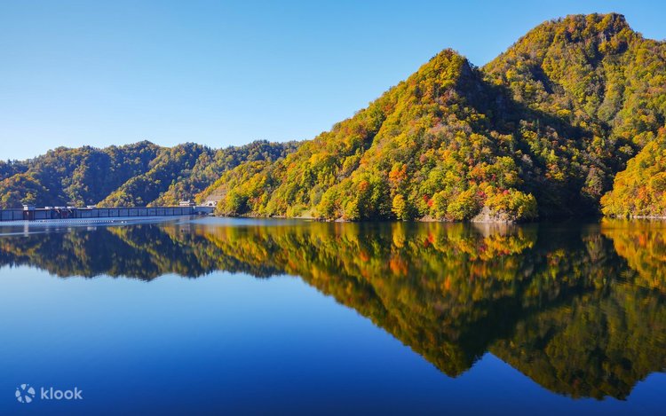 Hokkaido One-Day Tour: Hoheikyo Gorge, Jozankei, Lake Toya, Showa