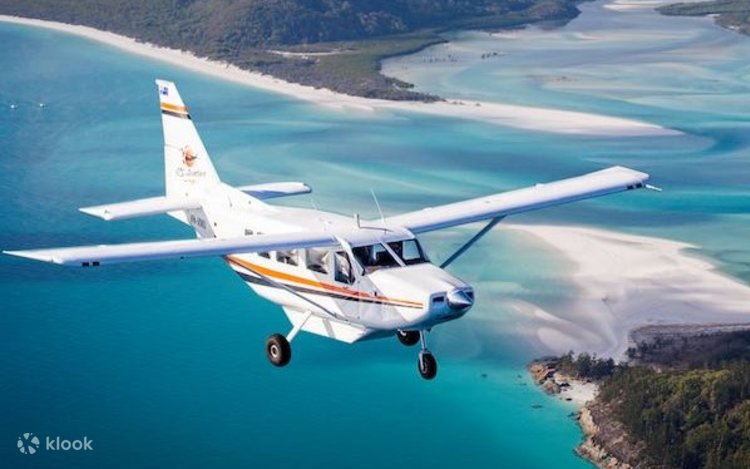 グレートバリアリーフ クラシック遊覧飛行ツアー（ケアンズ発） | Klook