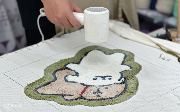 台北：タフティングガンで作る地毯ワークショップ - Klook