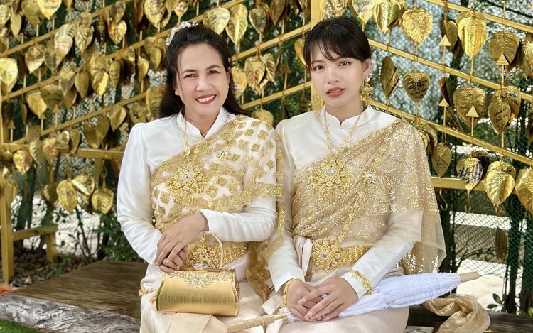 traditional thai dress Photography Tour at Ancient City cultural events RENTAL COSTUMES Thai Style
