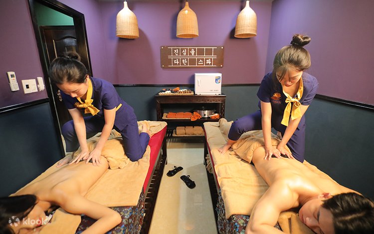 Experience the Best Deep Tissue Massage Near Me in Da Nang