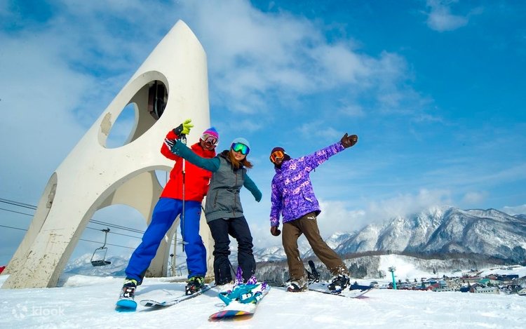 栂池高原スキー場 リフト1日券 3枚 2024-2025シーズン用 2024-25ウィンター早割シーズン券11/30(土)、早割券12/22(日