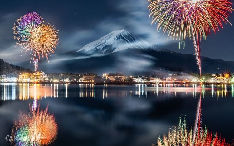 富士山河口湖冬花火大会 1日ツアー | Klook