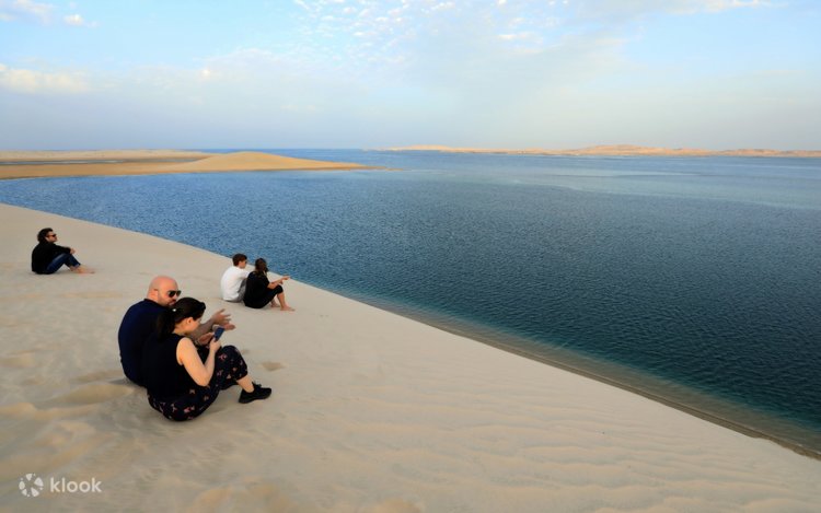 Porno: Yalangoch ayol tasodifan eshikni ochdi.