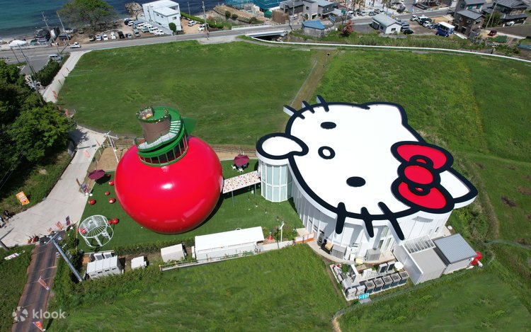 ハローキティのショー＆レストランHELLO KITTY SHOW BOX（淡路島