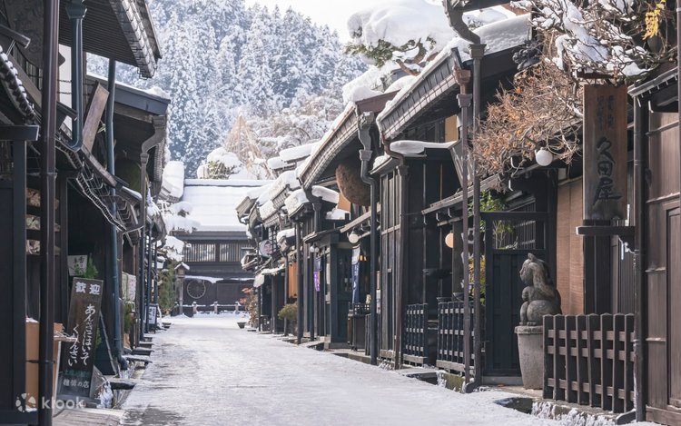 雪昏れて…飛騨白川郷にて 雪昏れて…飛騨白川郷にて