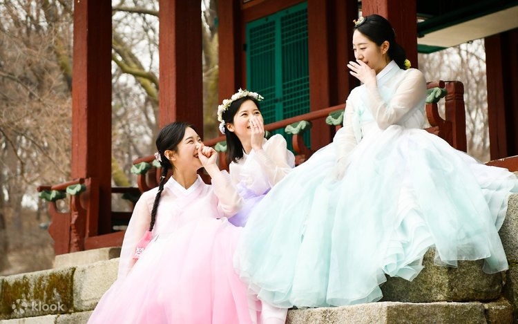 韓服レンタル・韓国風ヘアセット（ハンボクナム景福宮店） | Klook