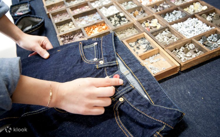 Réservation en ligne d'une expérience de création de jeans (Tokyo・Ebisu)  Klook États-Unis