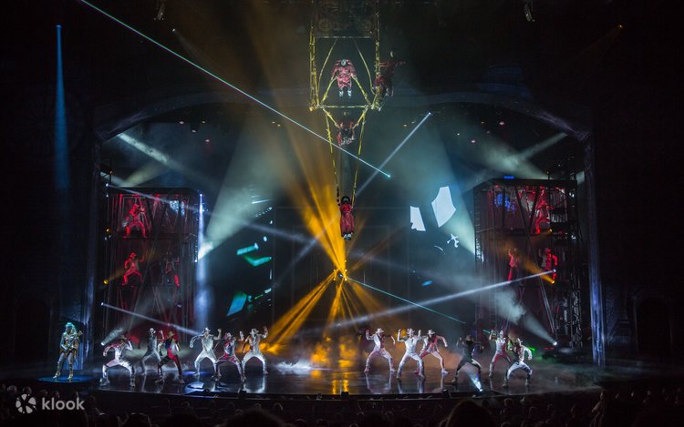 シルク・ドゥ・ソレイユによるマイケル・ジャクソン ONE、マンダレイ