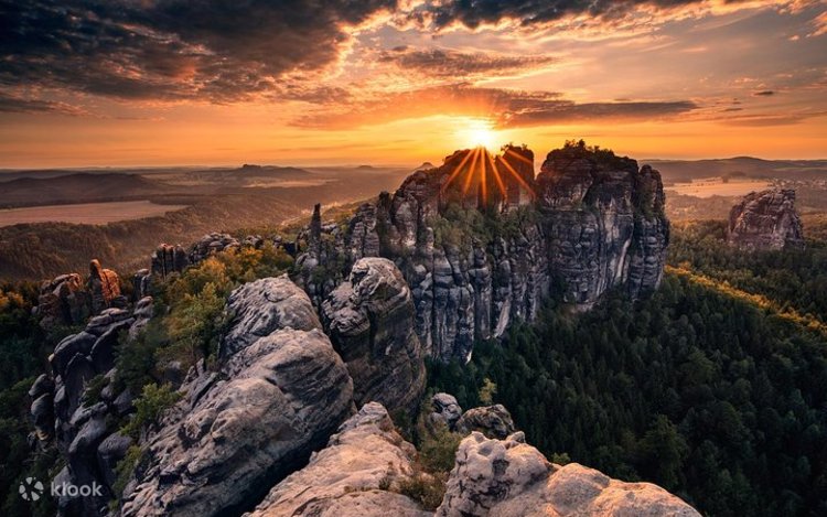 プラハ発 ボヘミアン・スイス国立公園プライベートツアー | Klook