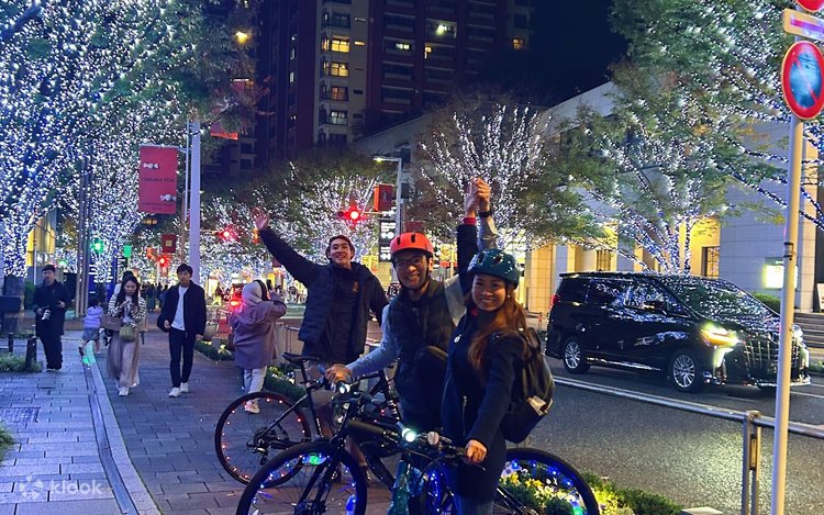 東京：街の隠れた名所を巡る2時間のナイトバイクツアー | Klook