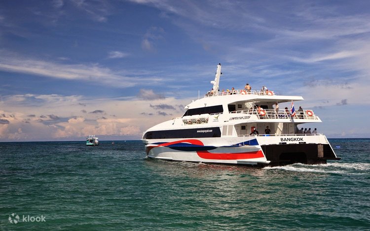 Ayollar bilan yalangoch kartalar