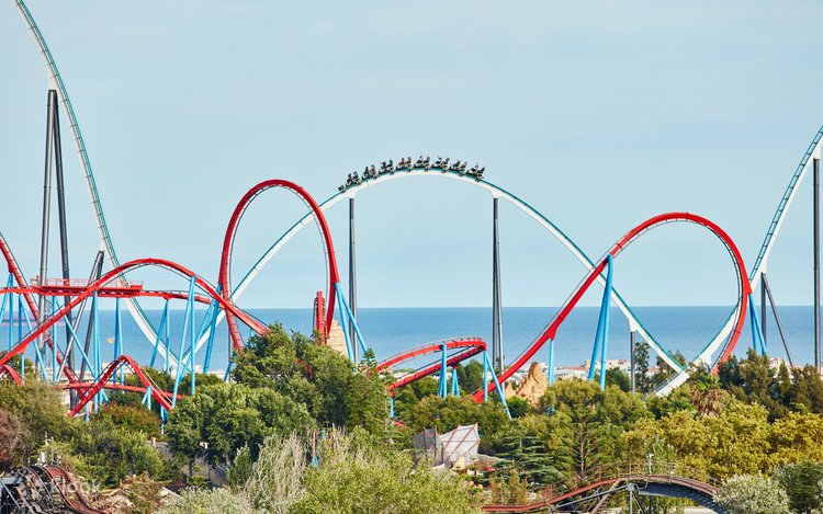 ポートアドベンチュラパーク・フェラーリランド・カリブアクアティック
