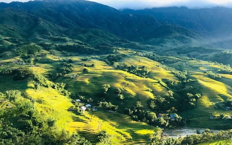 Custom Private Tour: Sapa Day Tour with English Speaking Driver