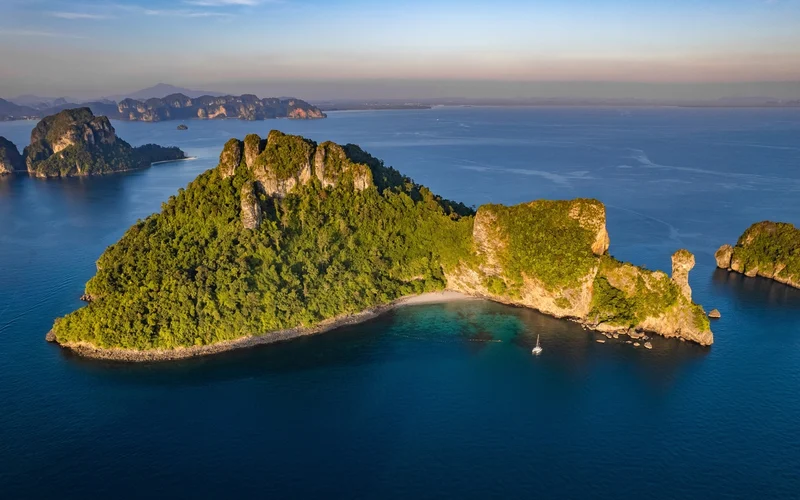 From Krabi : 7 Islands Snorkeling Full Day Tour by Longtail Boat