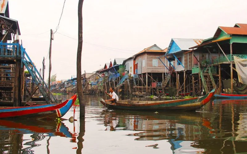 Cheapest tour for Kampong Phluk Floating Village from Siem Reap starting at 14 USD Cheapest tour for Kampong Phluk Floating Village from Siem Reap starting at 14 USD
