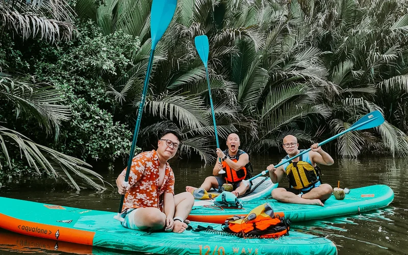 Stand Up PaddStand Up Paddle Board (SUP) Experience on Sai Gon River by Klook from 23 USD