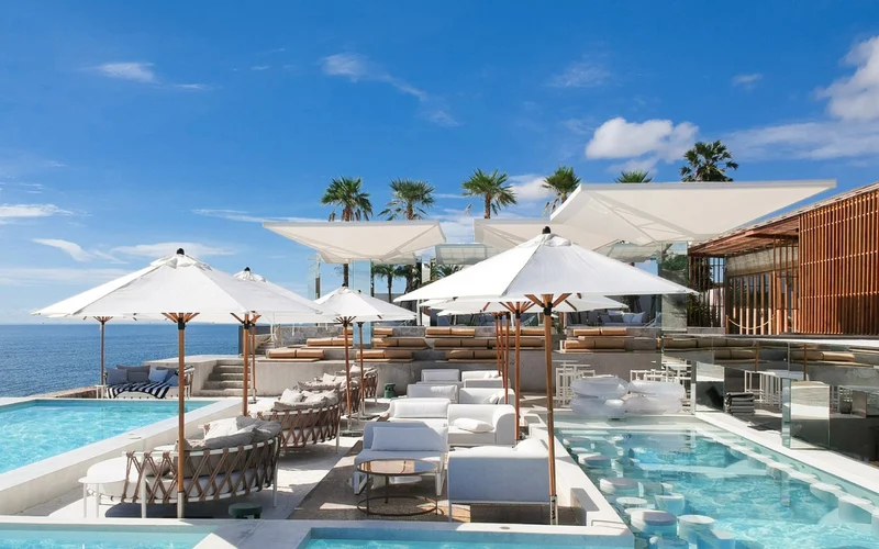 Private Hua Hin Phra Nakhon Khiri &Tham Khao Luang Day Tour by AK GO
