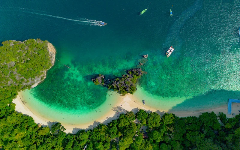 Cheapest tour for Koh Hong from Krabi starting at 1600 THB Cheapest tour for Koh Hong from Krabi starting at 1600 THB