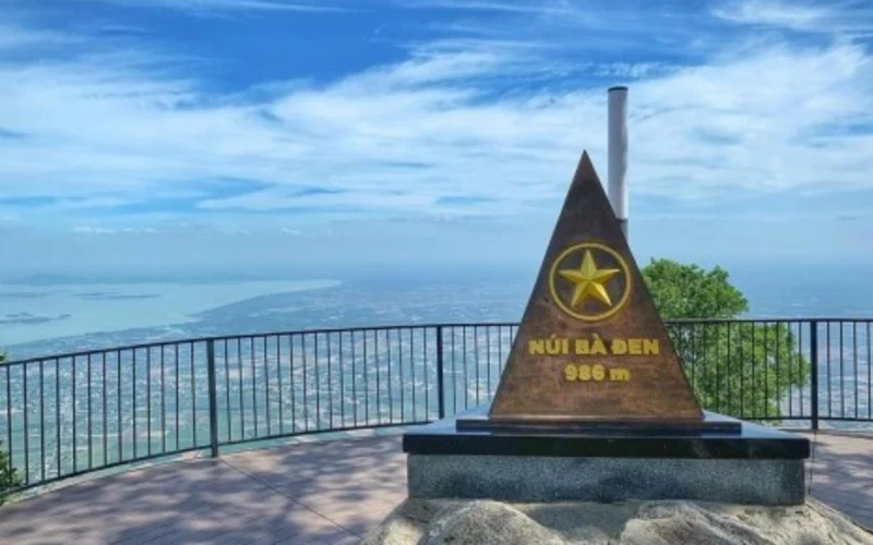 Pilgrimage Day Tour to Ba Den Mountain, Cao Dai temple Tay Ninh