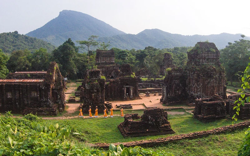 My Son Sanctuary and Hoi An Day Tour from Da Nang