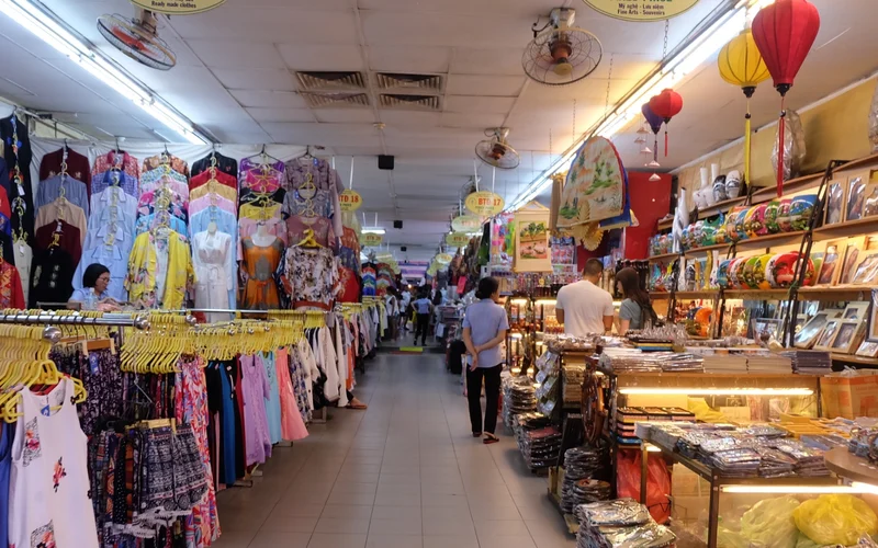 Featured tour with 22 reviews: Saigon Shopping Experience by Motorbike
