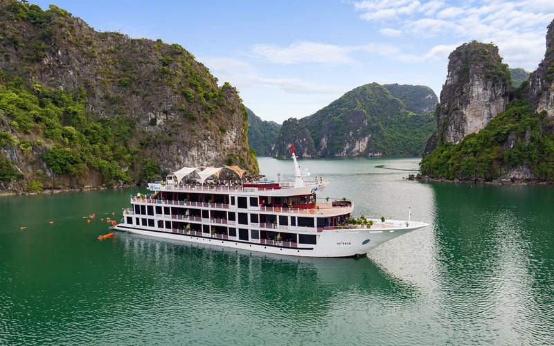 Aspira 2D1N Cruise: Ha Long Bay & Lan Ha Bay