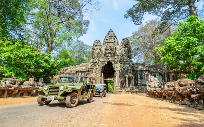 Private Full-Day Customizable City Tour