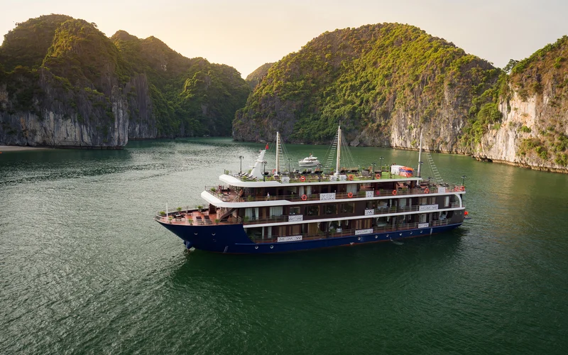 La Pandora 2D1N Cruise: Ha Long Bay & Lan Ha Bay Tour