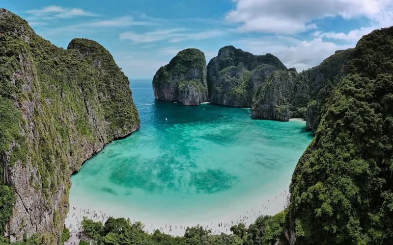 Krabi Phi Phi Islands Full-Day Cruise with Snorkeling