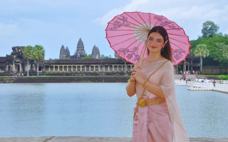 Featured tour with 5 reviews: Khmer Traditional Costume Experience at Angkor Wat