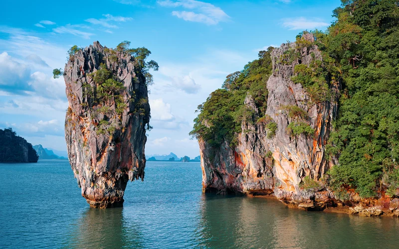 25 Phang Nga Tours analyzed