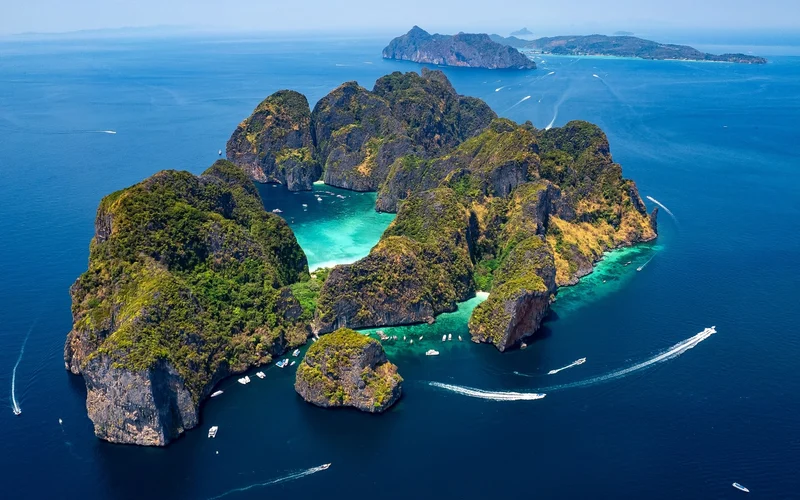 Phi Phi Islands Full-Day Private Speedboat Island Hopping Tour