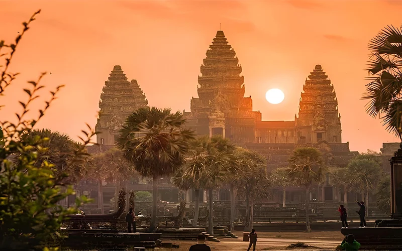 Angkor Wat Full Day Tour with Monk Blessing