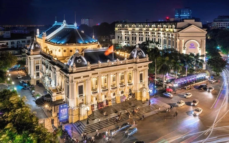 Featured tour with 18 reviews: Hanoi Street Food & Landmarks Half-Day Jeep Tour