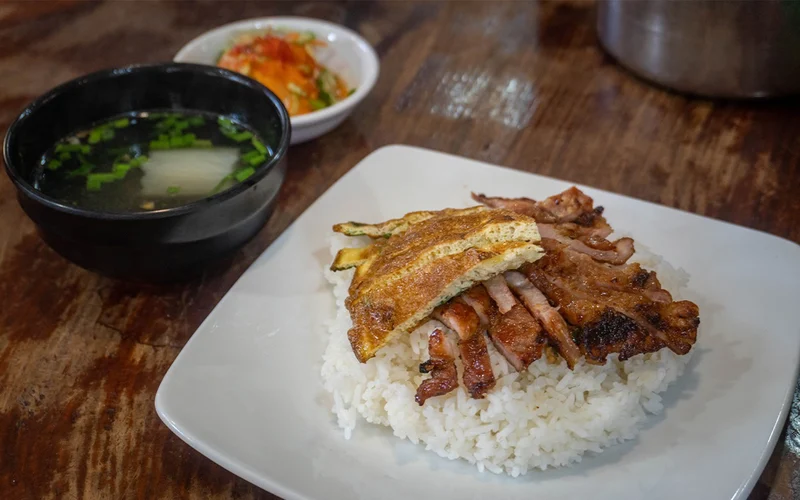 Featured tour with 3 reviews: Siem Reap Morning Food Tour with Local Market Visit
