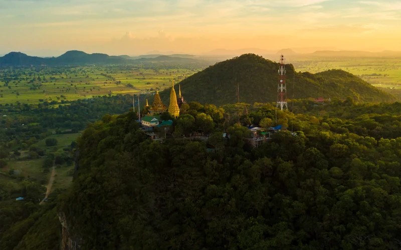 Private tour price range for Battambang from Siem Reap from 85 USD and average 115 USD Private tour price range for Battambang from Siem Reap from 85 USD and average 115 USD
