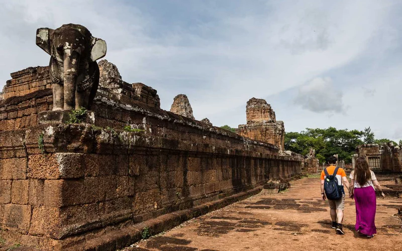 Angkor Temples Grand Circuit Private Tour by Tuk-Tuk