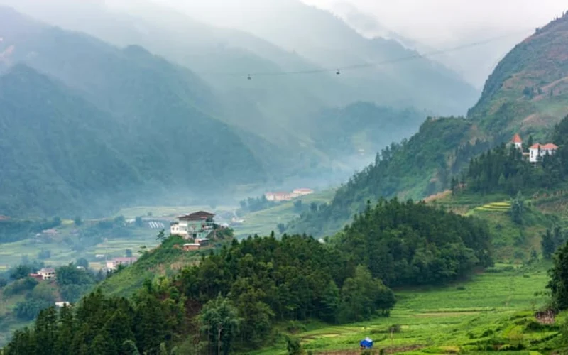 Featured tour with 32 reviews: Hanoi Sapa Muong Hoa Valley Multi-Day Guided Tour
