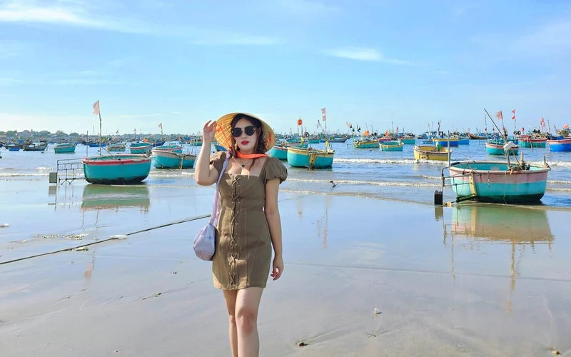 Mui Ne Sunrise and Sunset Private Day Tour from Ho Chi Minh City