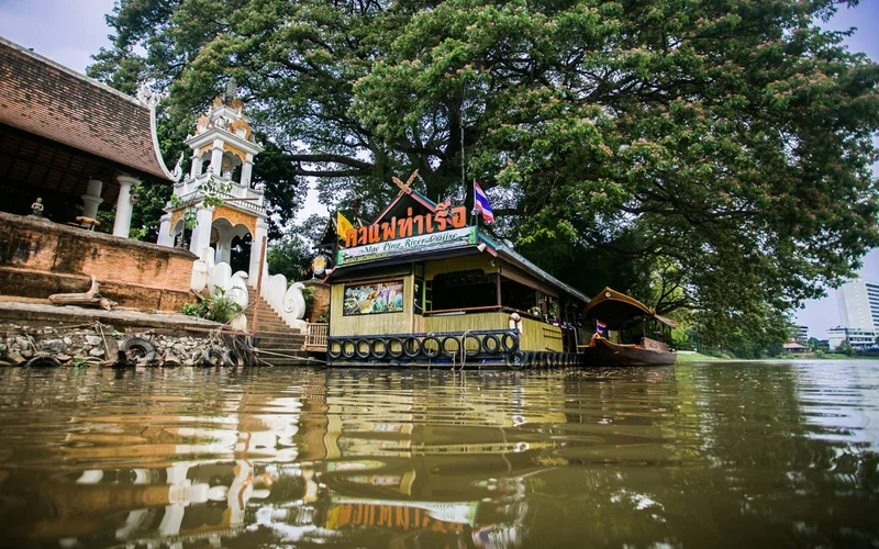 Featured tour with 124 reviews: Mae Ping River Boat Cruise Tour in Chiang Mai