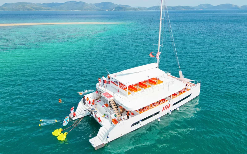 Pattaya 3 Islands Full-Day Catamaran Party Experience